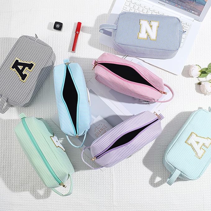 YOOLIFE Initial Cosmetic Bag for Women - Monogram Cute Initial Pink Makeup Bags Toiletry Pouch Make Up Case for Women Her Best Friend Friendship Sister Teacher, Personalized Birthday Gifts for Women O