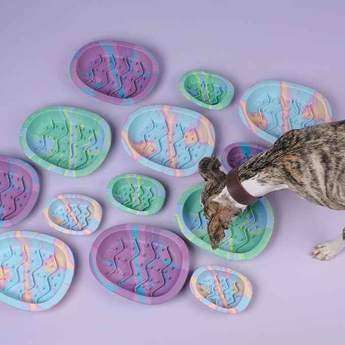CHEWFFON Easter Dog & Cat Lick Mat Bowls, BPA-Free Silicone Slow Feeder Bowl with Suction Cups, Non Slip Pet Food Bowl Reduces Boredom and Anxiety, Dishwasher Safe, Blueberry