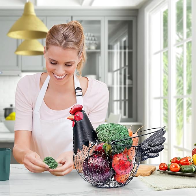 Chicken Egg Basket, Egg Collecting Baskets,Metal Wire Egg Basket with Handle, Farmhouse Chicken Decor, Rustic Black Rooster Chicken Shaped Fruit Bowl Countertop Holder for Home Kitchen Decoration